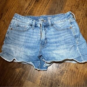 Old Navy Women’s OG High Rise Size 6 Shorts